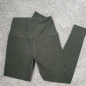 Beyond yoga leggings